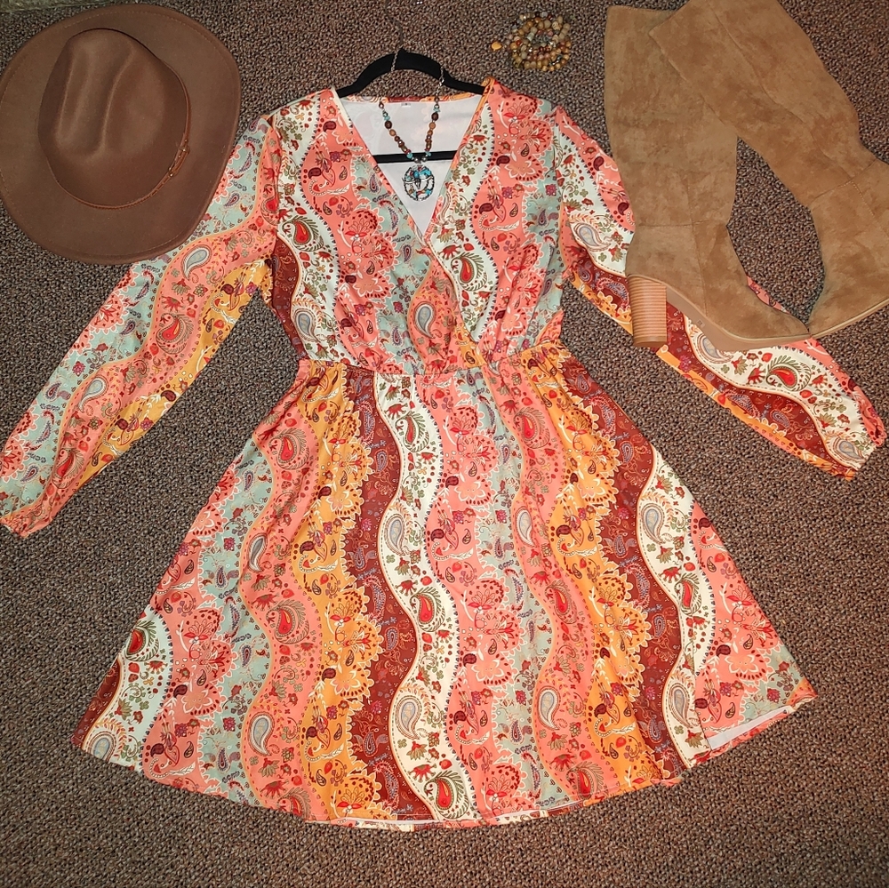 Elegant Paisley Long Sleeve Dress